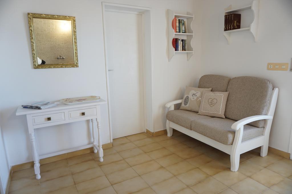 Apartments Campanitx - Astbury Formentera Es Calo  Εξωτερικό φωτογραφία